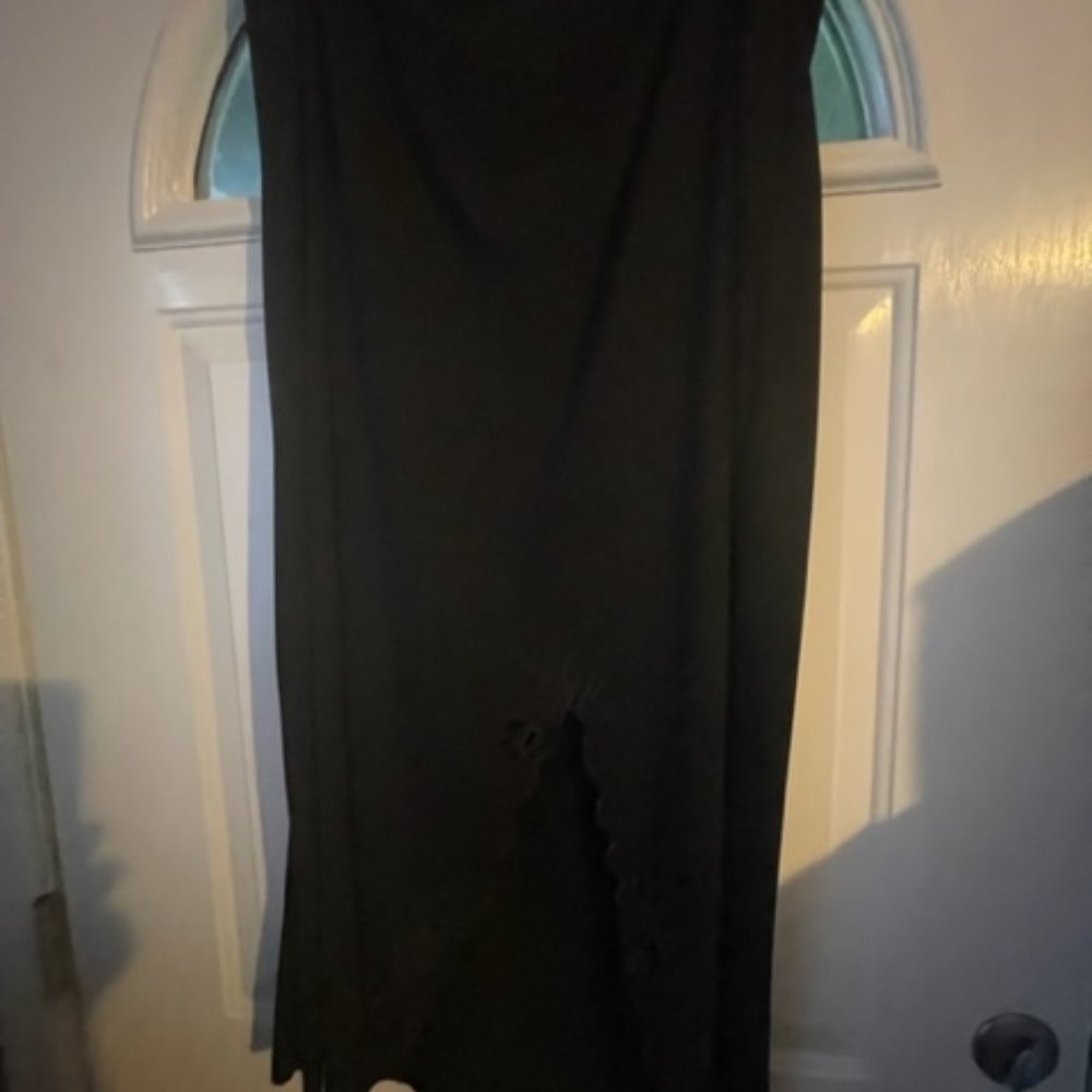 Black Skirt by Giorgio Fiorline Pluss 22/24.
